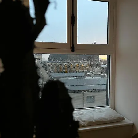 Hyper Centre Апартаменти